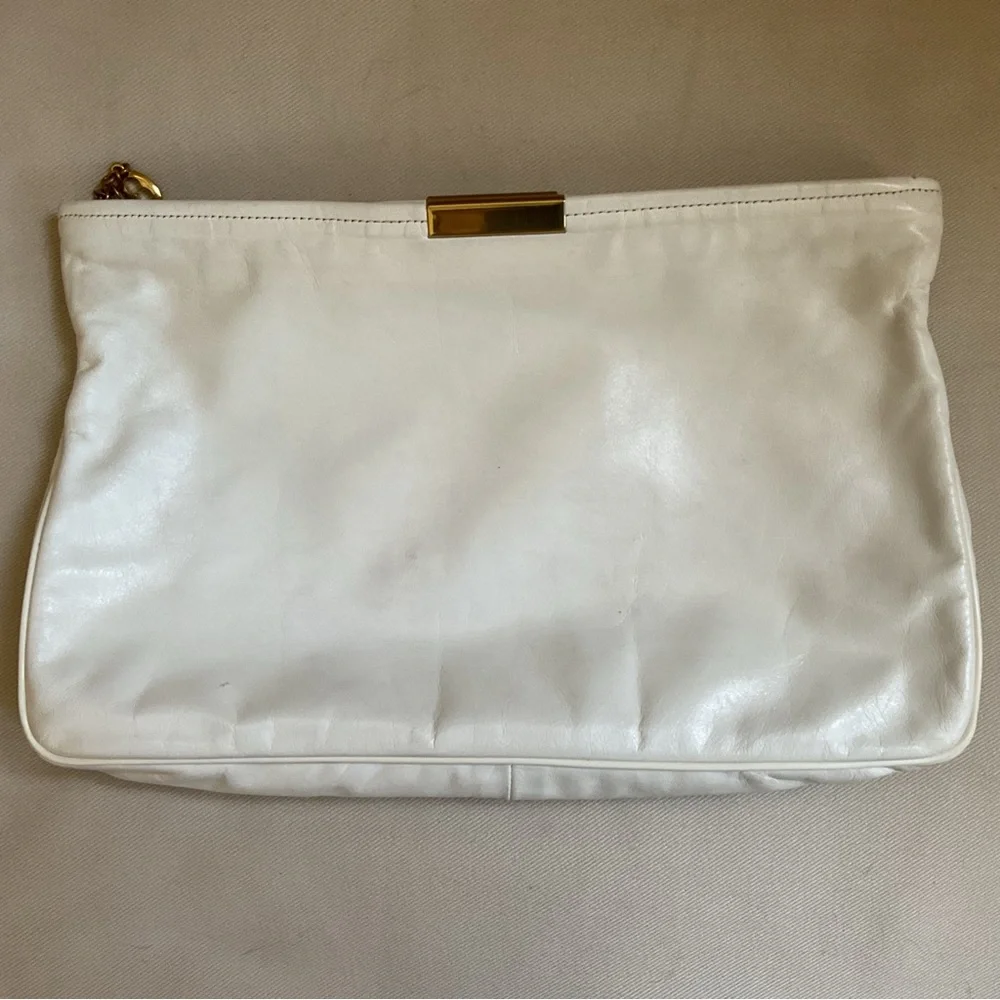 Vintage 70's Dove Zipper White Leather Understated Clutch Purse Bag - Picture 9 of 9